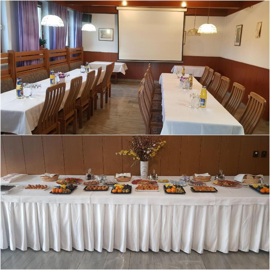 Gostisce Jezero Bed and Breakfast Medvode Exteriör bild